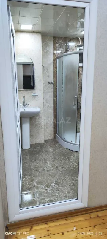 Kirayə verilir 2 otaqlı mənzil 56 m²