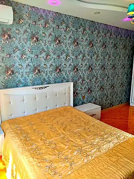 Kirayə verilir 2 otaqlı mənzil 83 m²