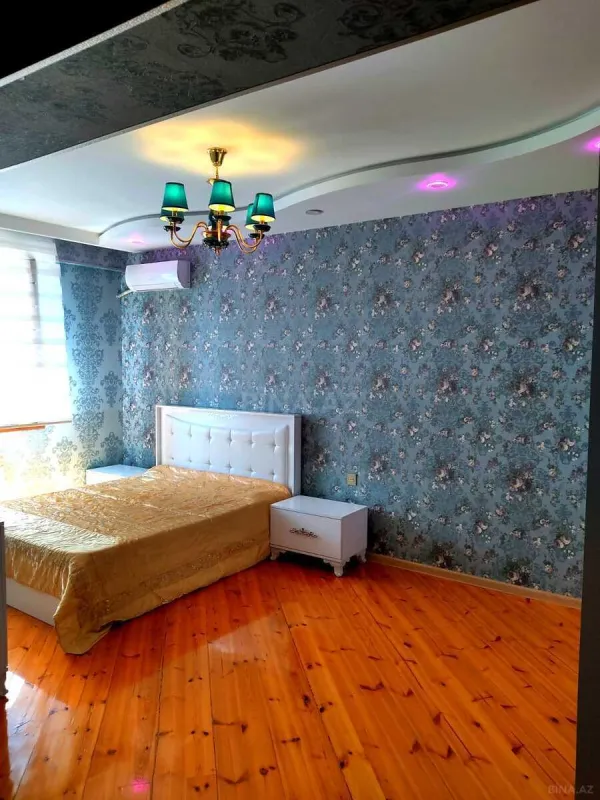 Kirayə verilir 2 otaqlı mənzil 83 m²