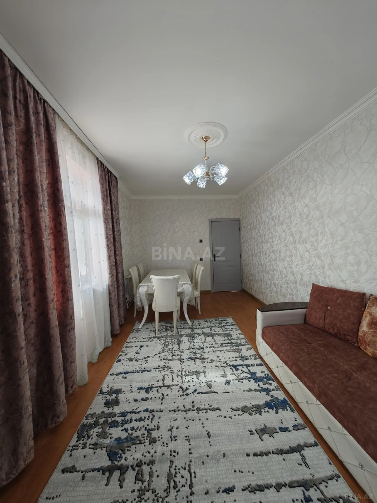 Satılır 2 otaqlı mənzil 60 m²