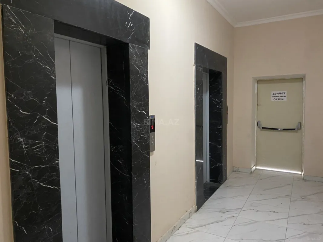 Satılır 3 otaqlı mənzil 153 m²