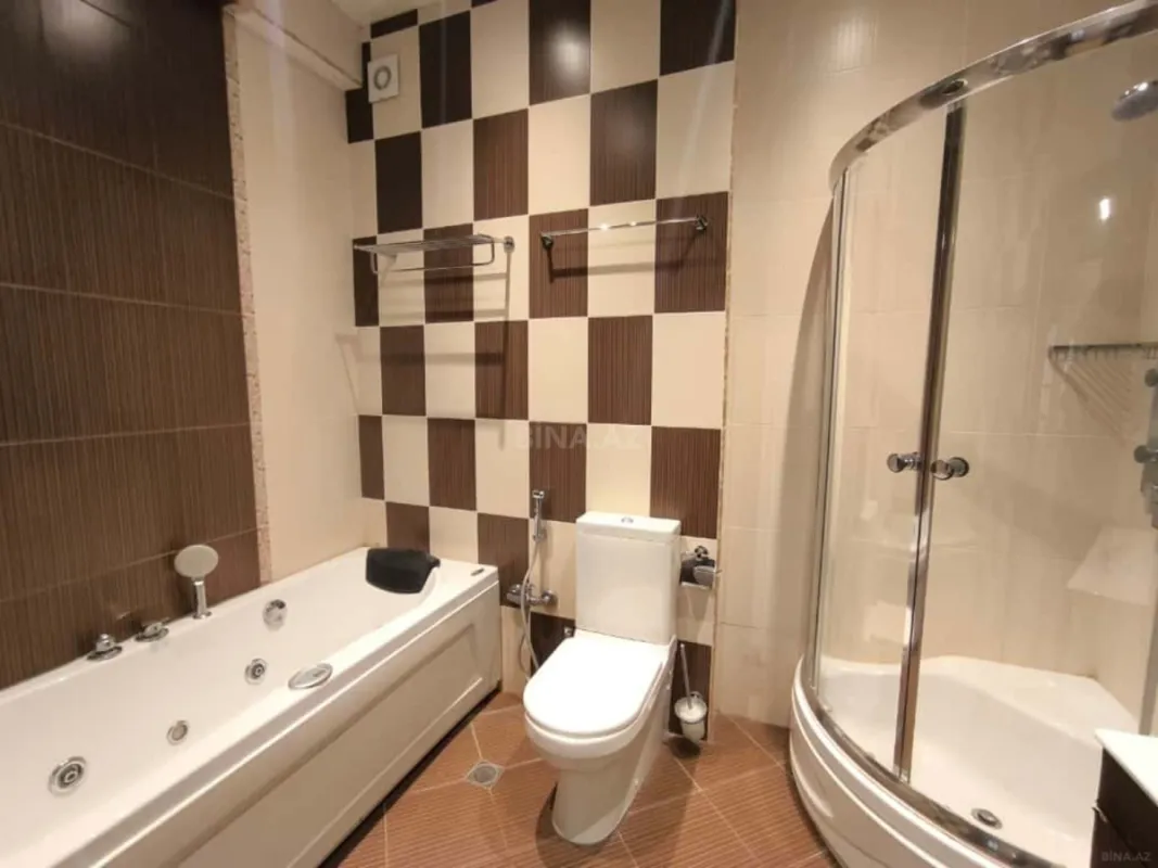 Kirayə verilir 2 otaqlı mənzil 110 m²