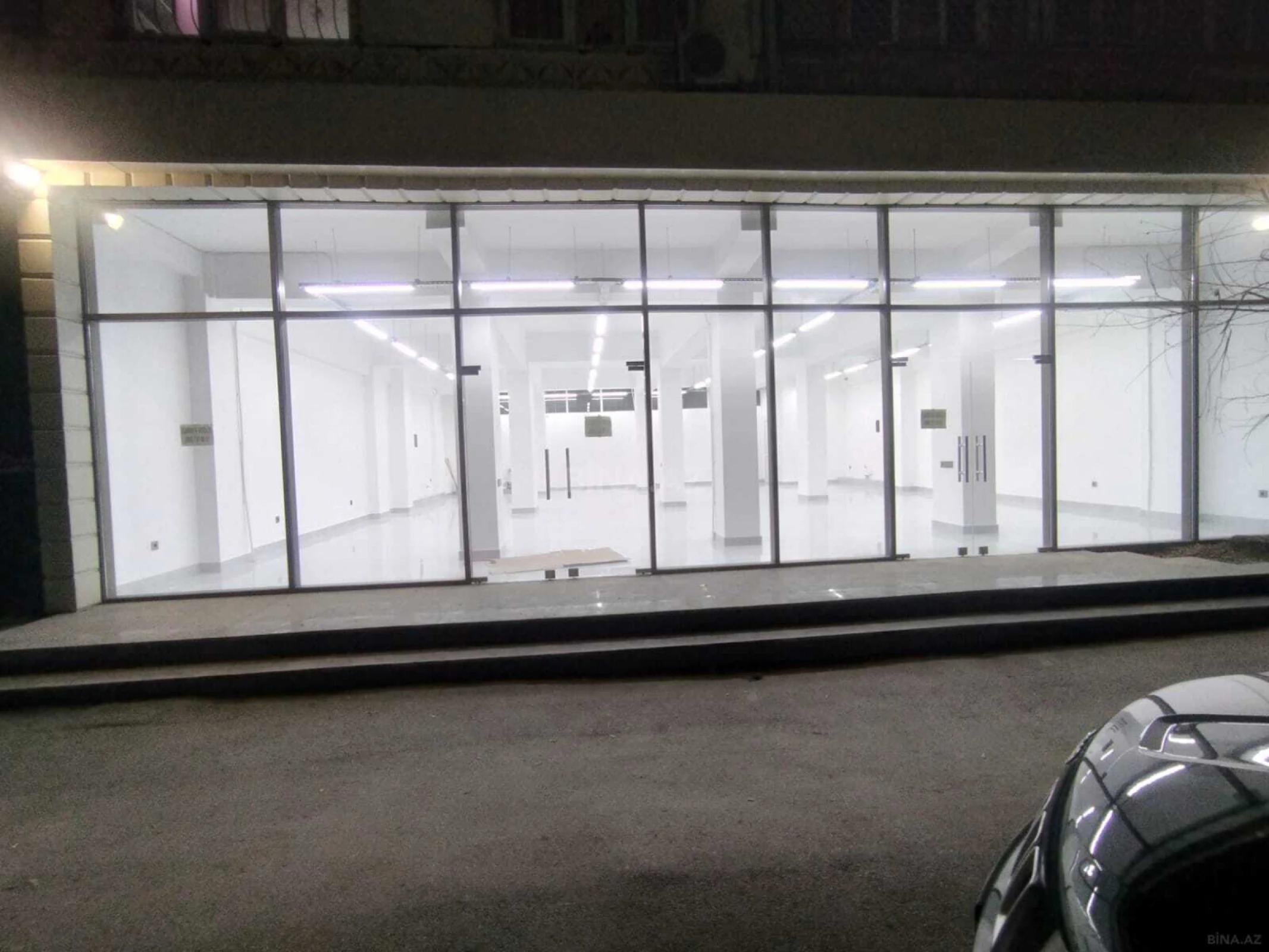 Kirayə verilir obyekt 180 m²