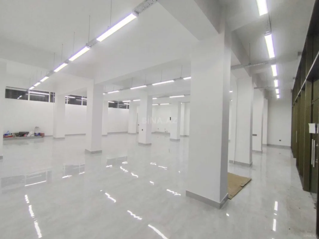 Kirayə verilir obyekt 180 m²