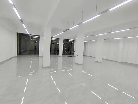 Kirayə verilir obyekt 180 m² — Bakı, Nərimanov 180.00 m²