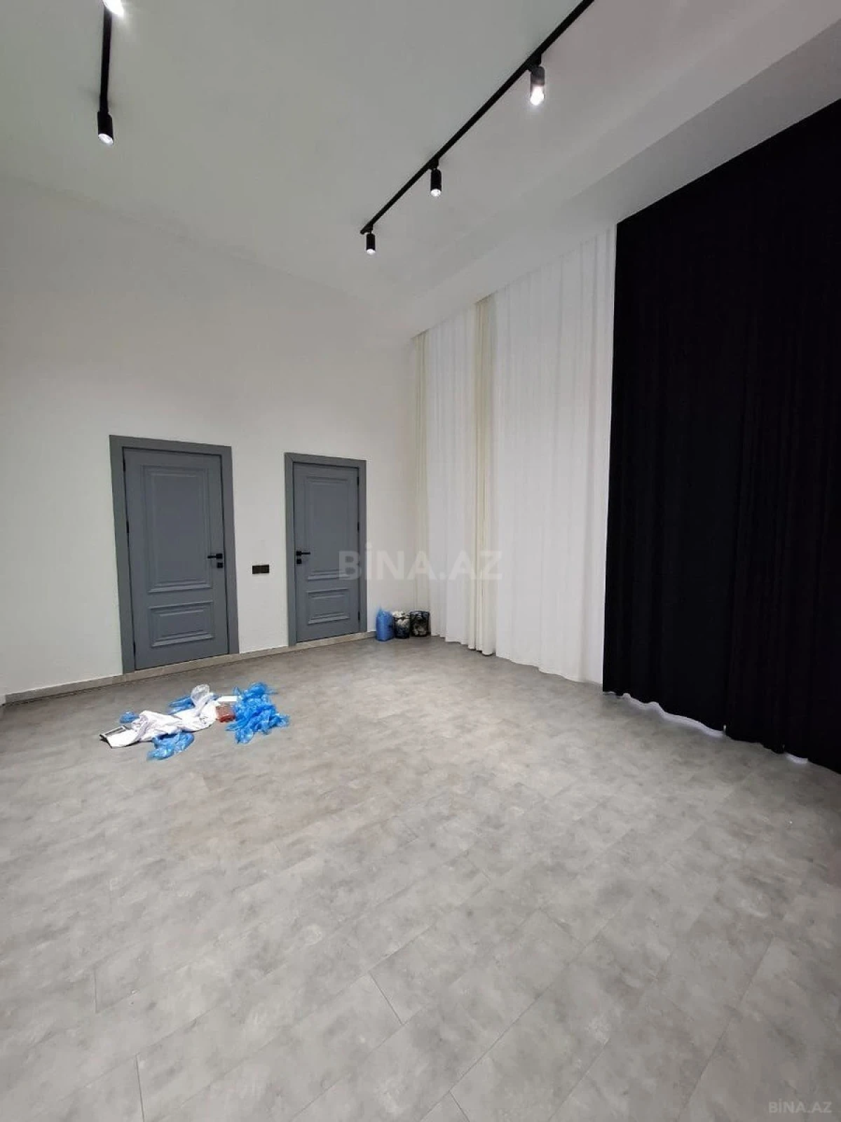 Kirayə verilir obyekt 90 m²