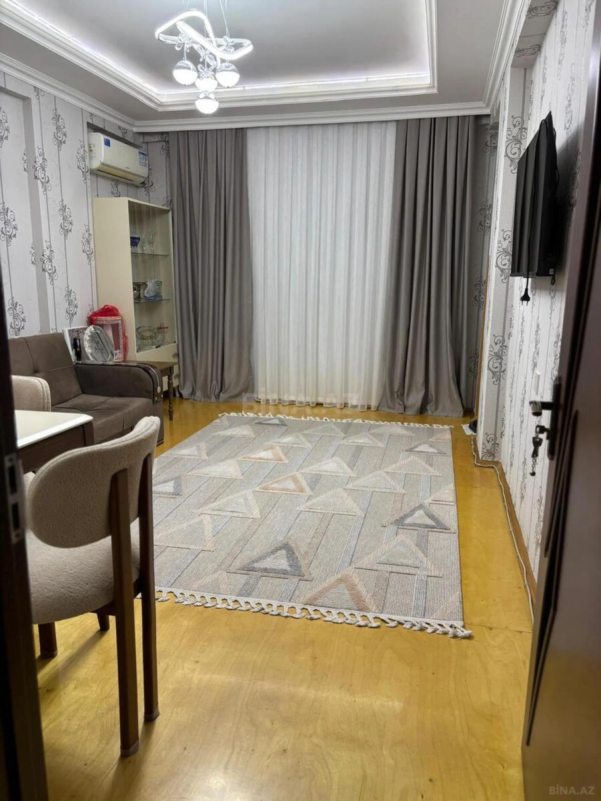 Satılır 3 otaqlı mənzil 74 m²