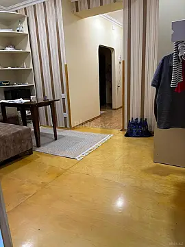 Satılır 3 otaqlı mənzil 74 m²