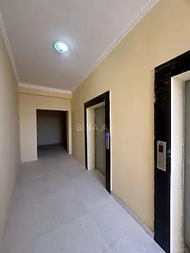 Satılır 2 otaqlı mənzil 82 m²