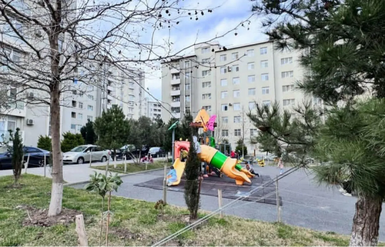 Satılır 2 otaqlı mənzil 60 m²