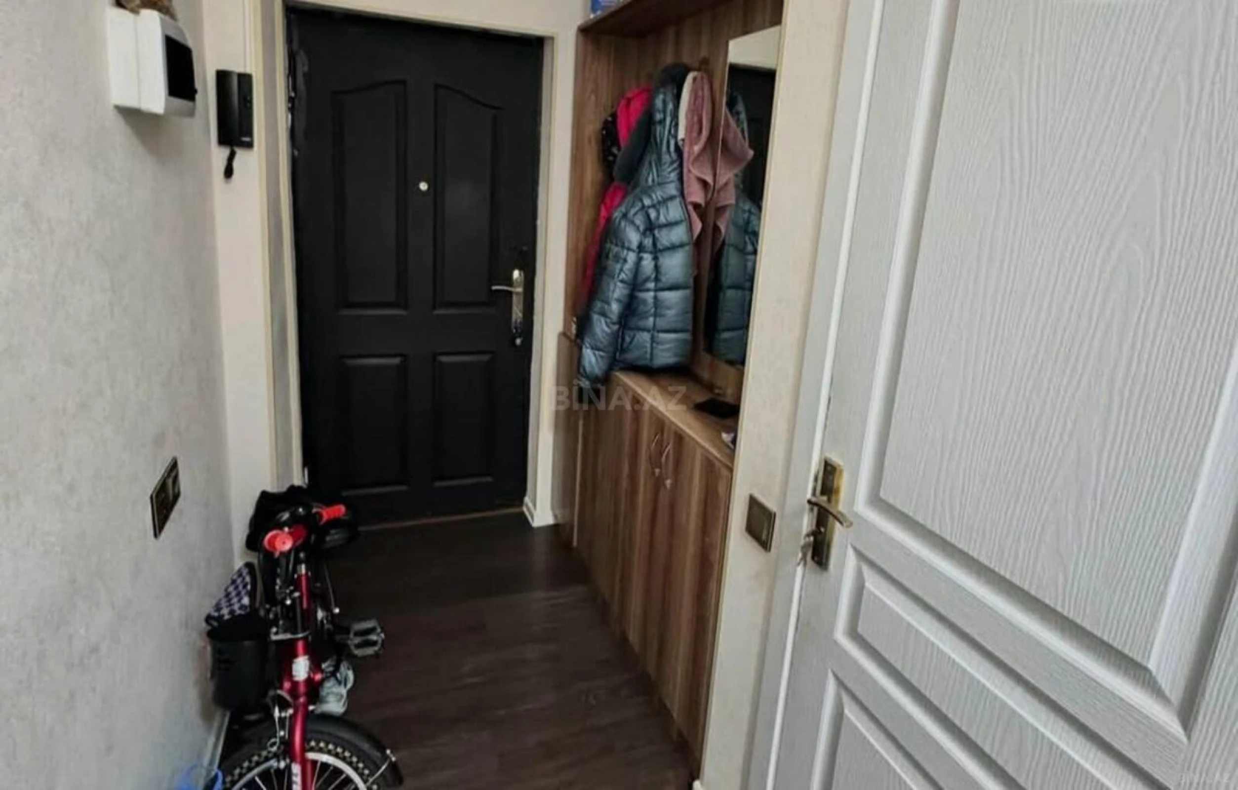 Satılır 2 otaqlı mənzil 60 m²