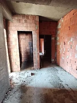 Satılır 2 otaqlı mənzil 86 m²