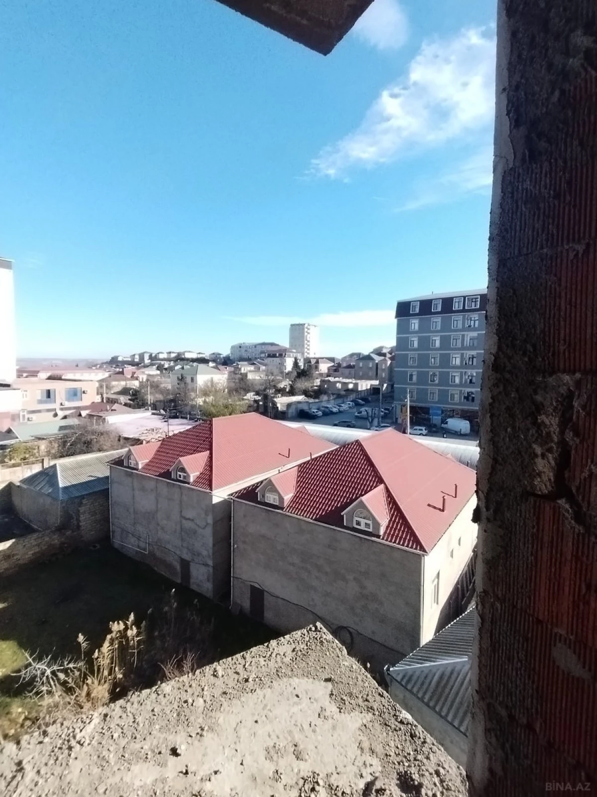 Satılır 2 otaqlı mənzil 86 m²