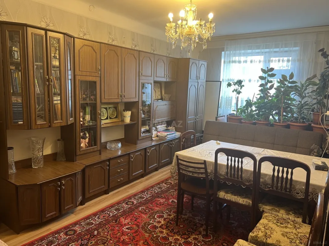 Satılır 3 otaqlı mənzil 70 m²