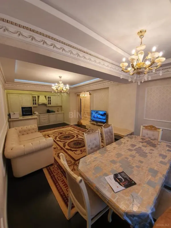 Kirayə verilir 3 otaqlı mənzil 105 m²