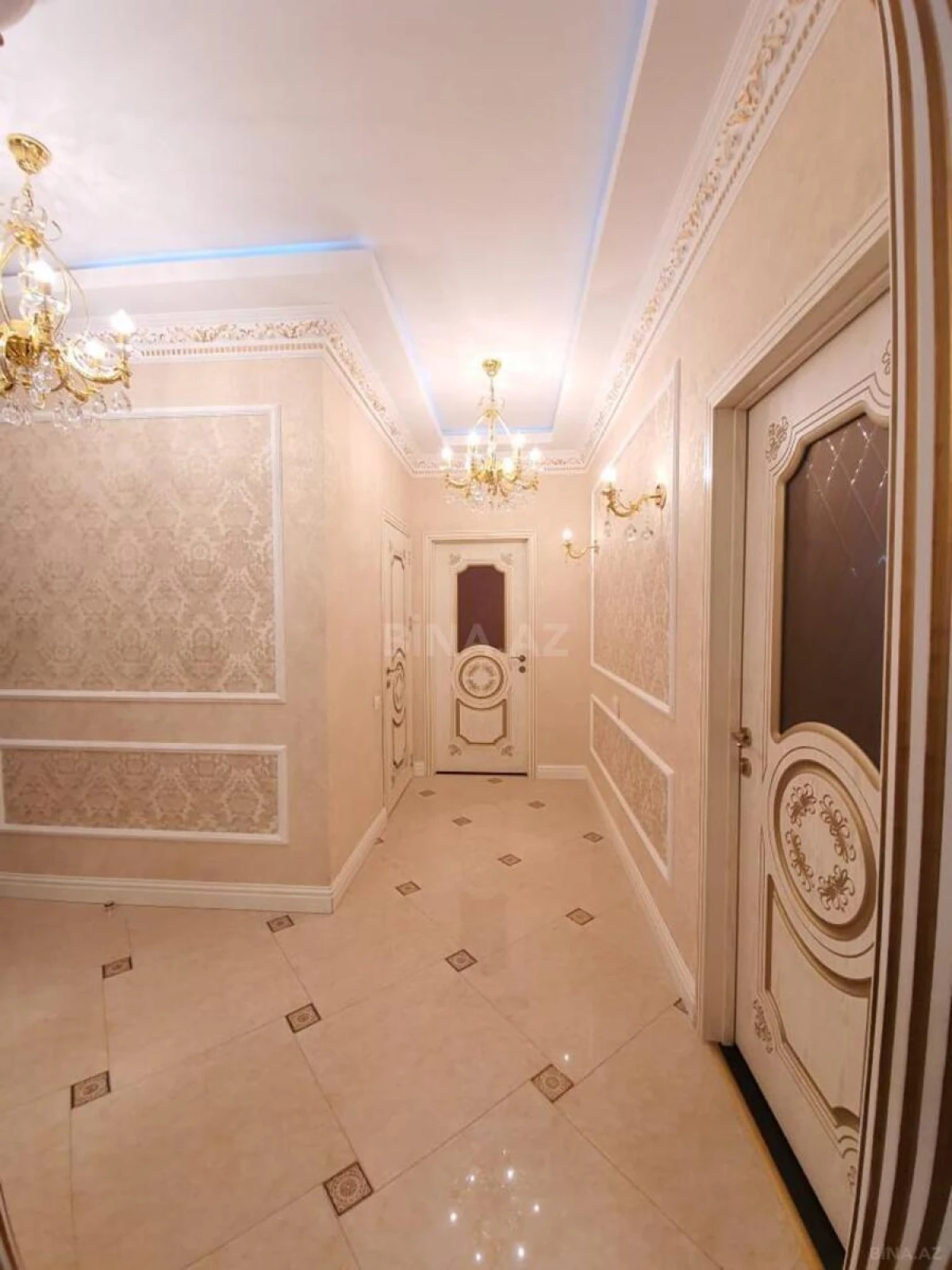 Kirayə verilir 3 otaqlı mənzil 105 m²