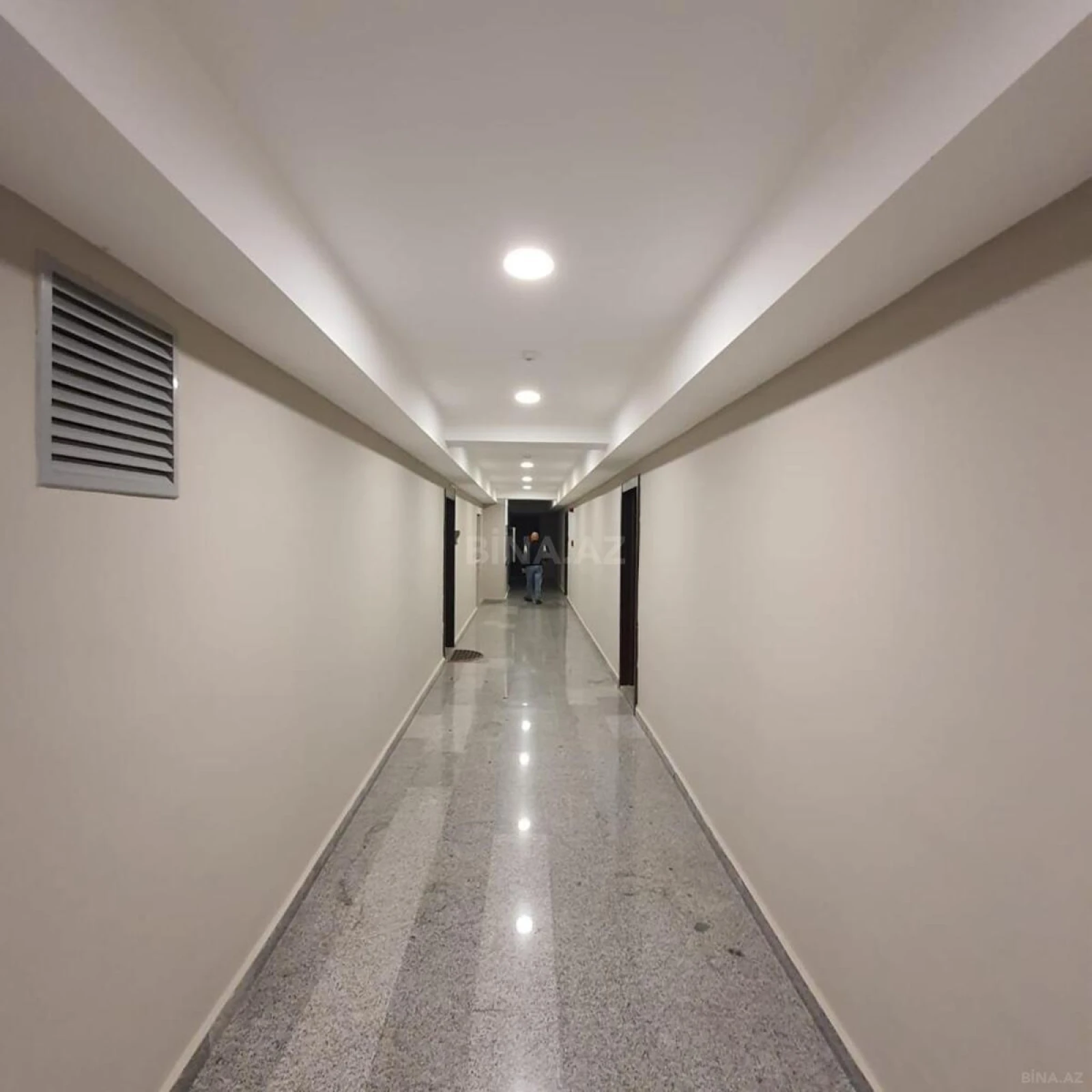 Kirayə verilir 3 otaqlı mənzil 105 m²