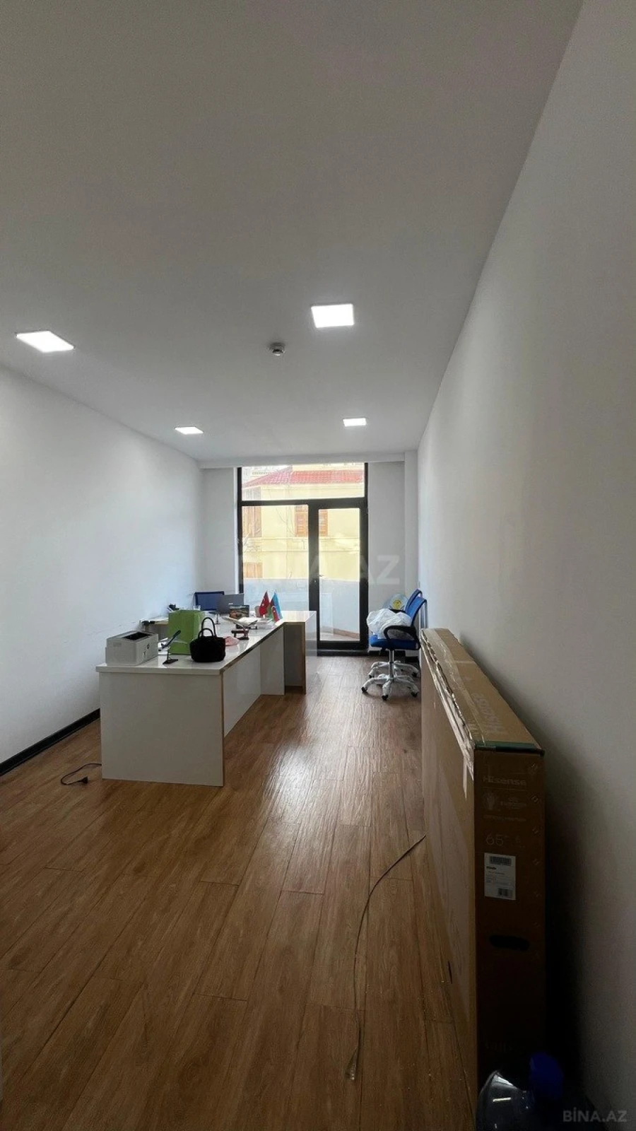 Kirayə verilir 1 otaqlı ofis 27 m²