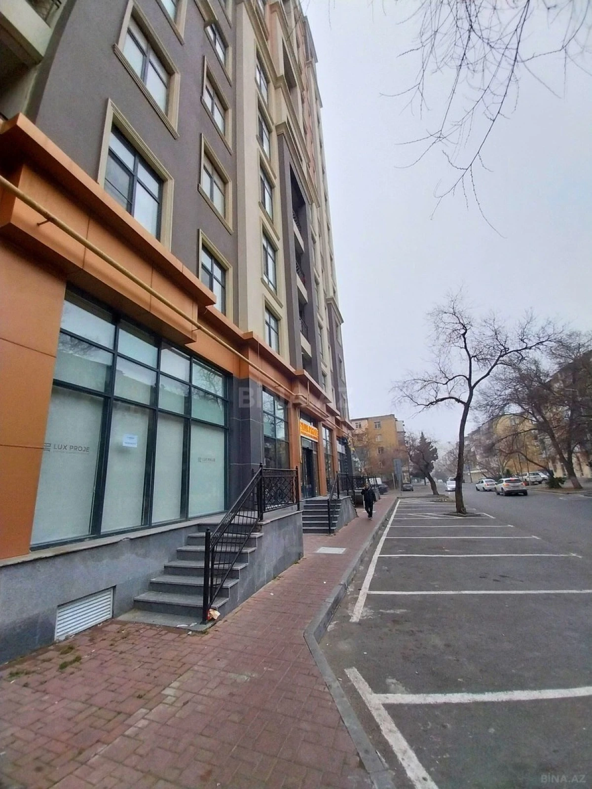 Satılır obyekt 70 m²