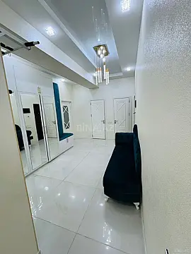 Satılır 3 otaqlı mənzil 150 m²