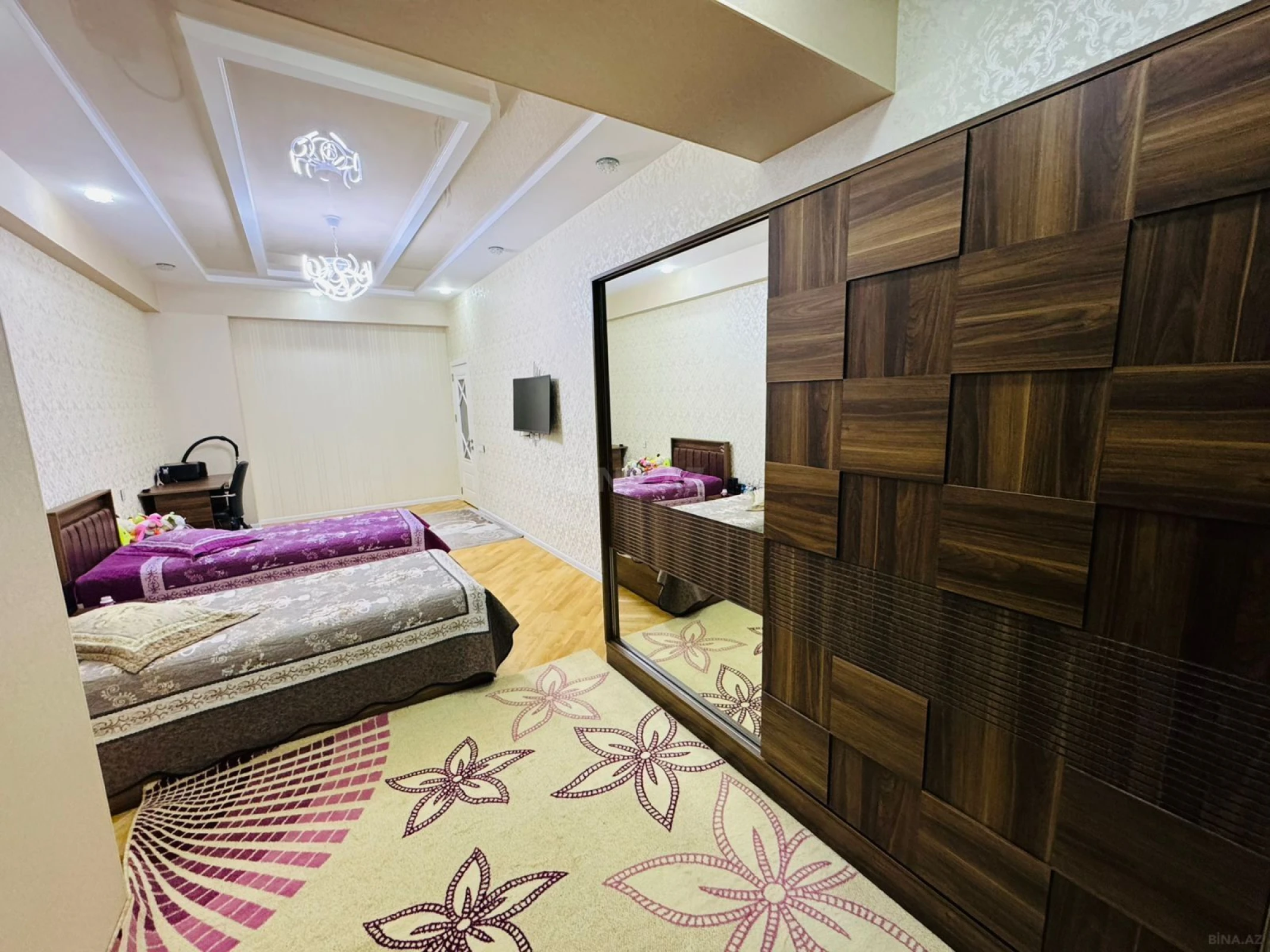 Satılır 3 otaqlı mənzil 150 m²