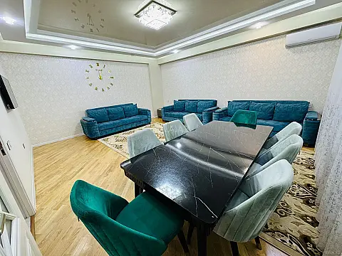 Satılır 3 otaqlı mənzil 150 m²