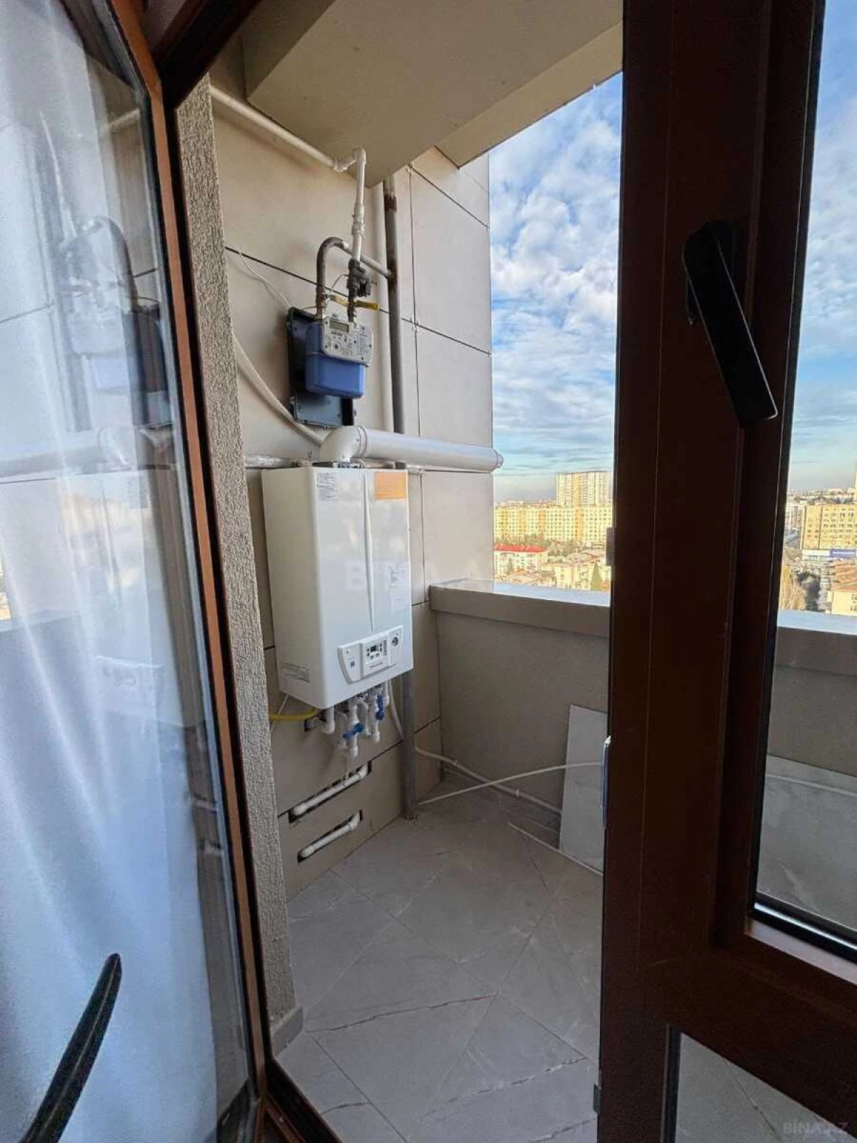 Kirayə verilir 2 otaqlı mənzil 78 m²