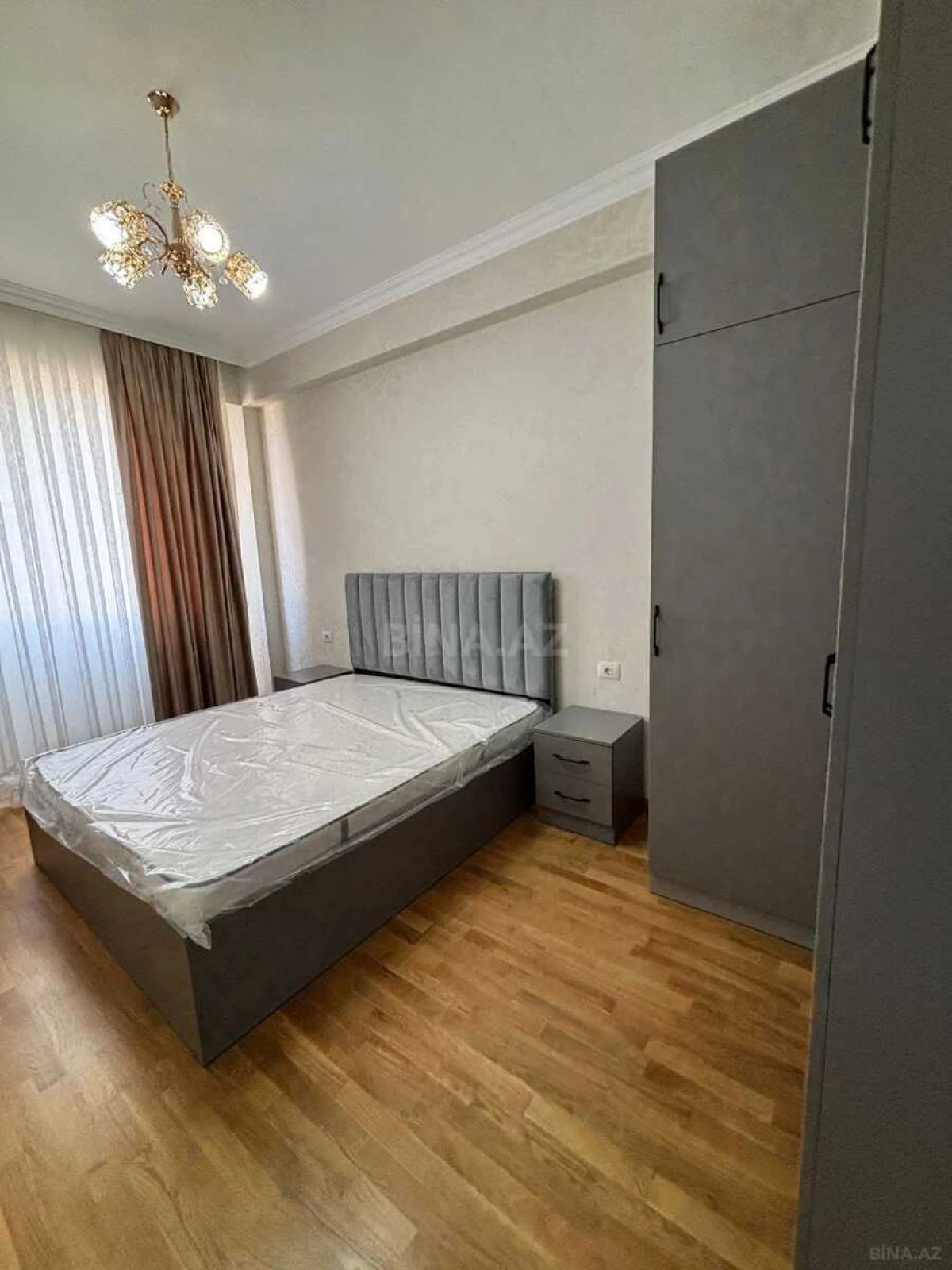 Kirayə verilir 2 otaqlı mənzil 78 m²