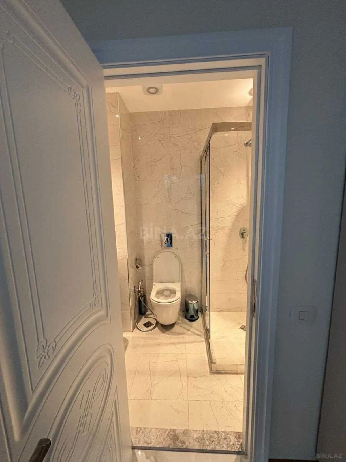 Kirayə verilir 2 otaqlı mənzil 78 m²
