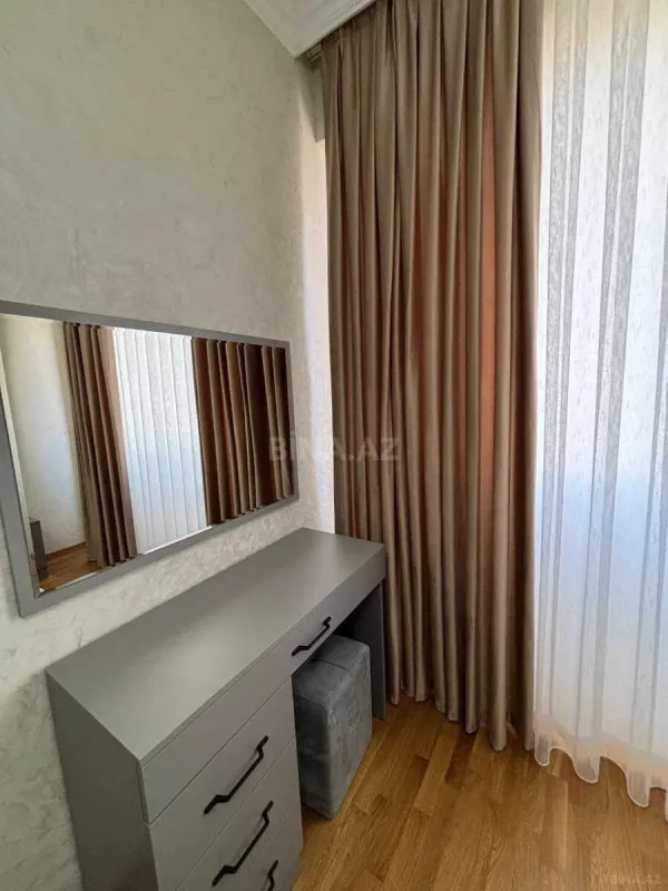 Kirayə verilir 2 otaqlı mənzil 78 m²
