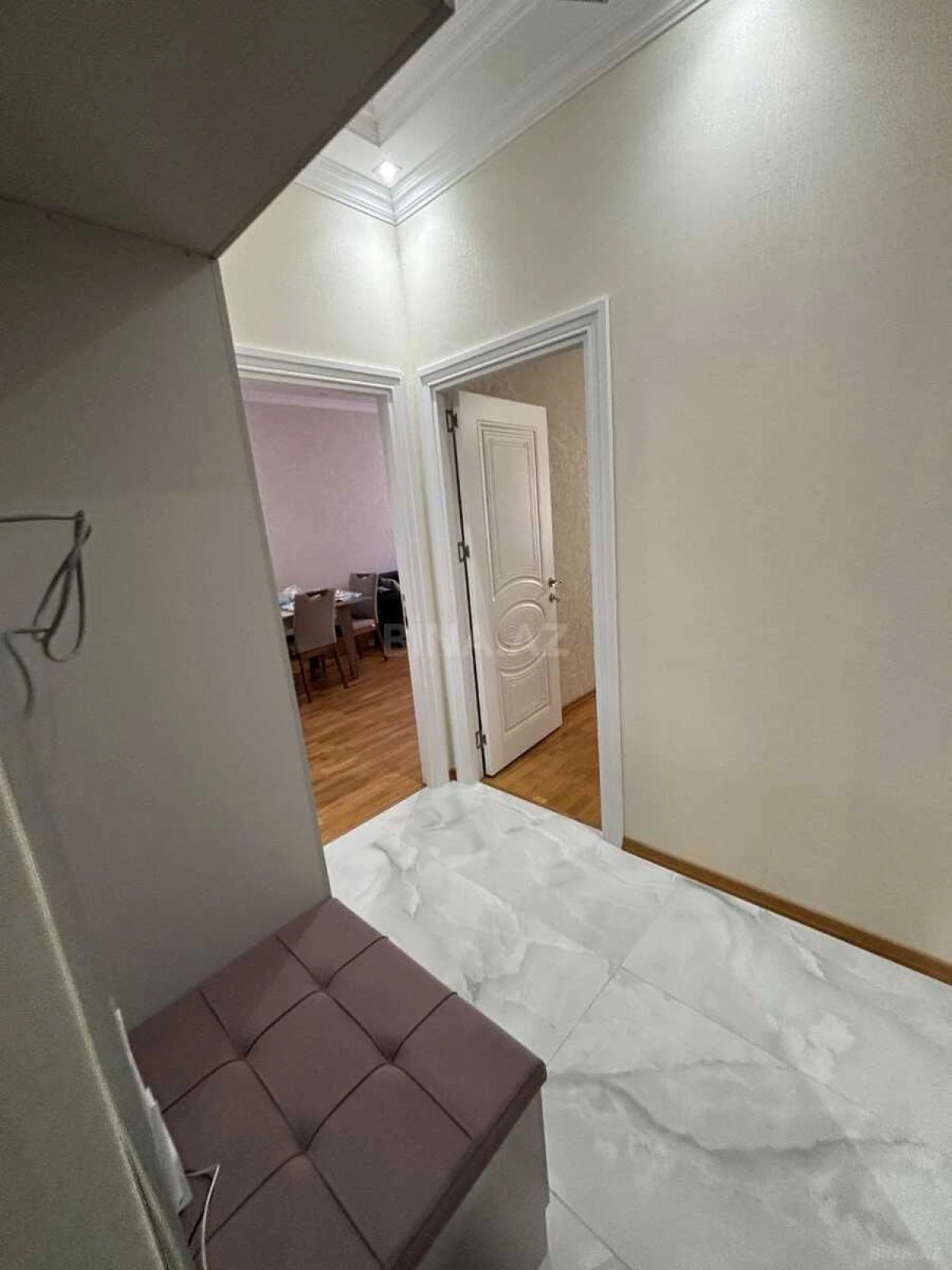 Kirayə verilir 2 otaqlı mənzil 78 m²