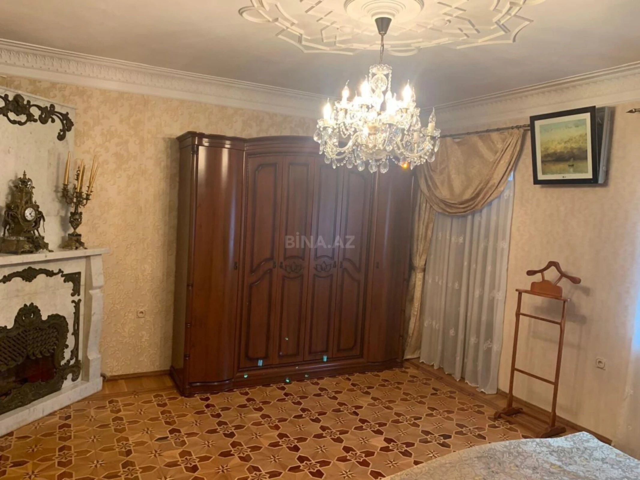 Kirayə verilir 4 otaqlı mənzil 95 m²
