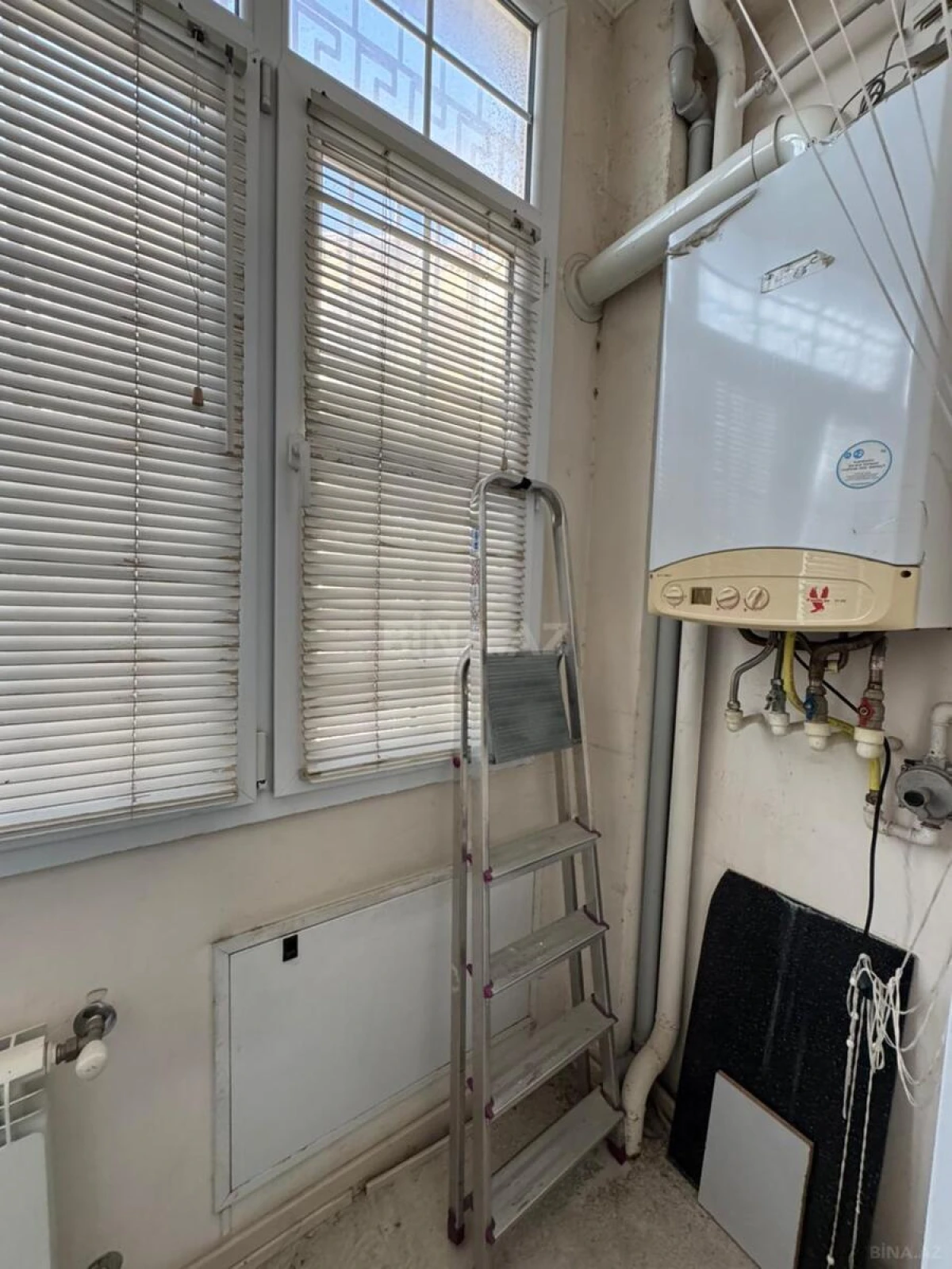 Kirayə verilir 3 otaqlı mənzil 150 m²