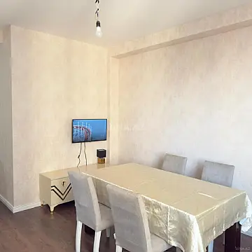 Kirayə verilir 2 otaqlı mənzil 50 m²