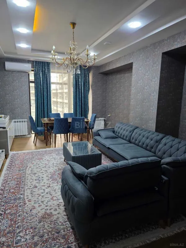 Kirayə verilir 3 otaqlı mənzil 170 m²