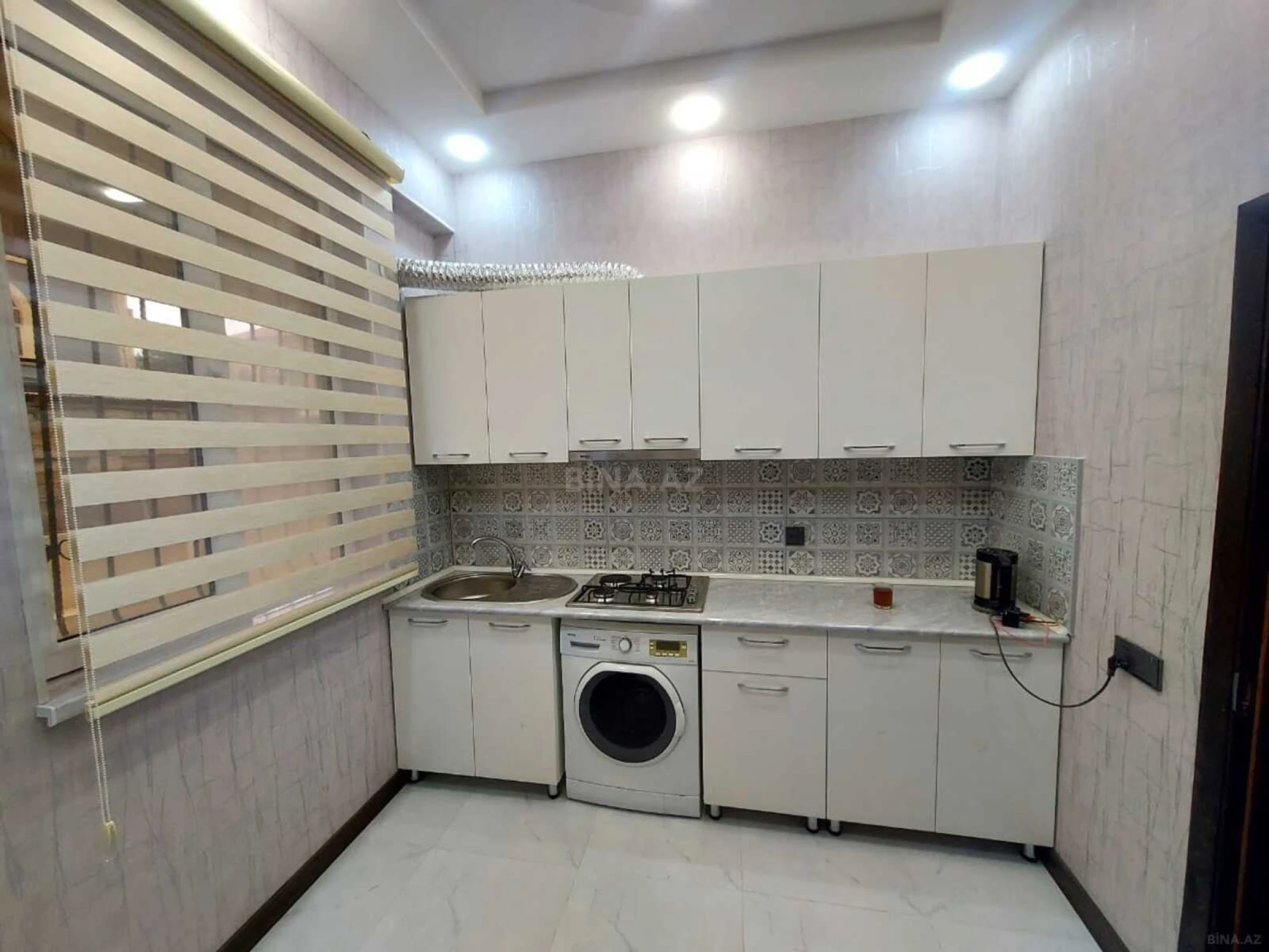 Kirayə verilir 2 otaqlı mənzil 65 m²