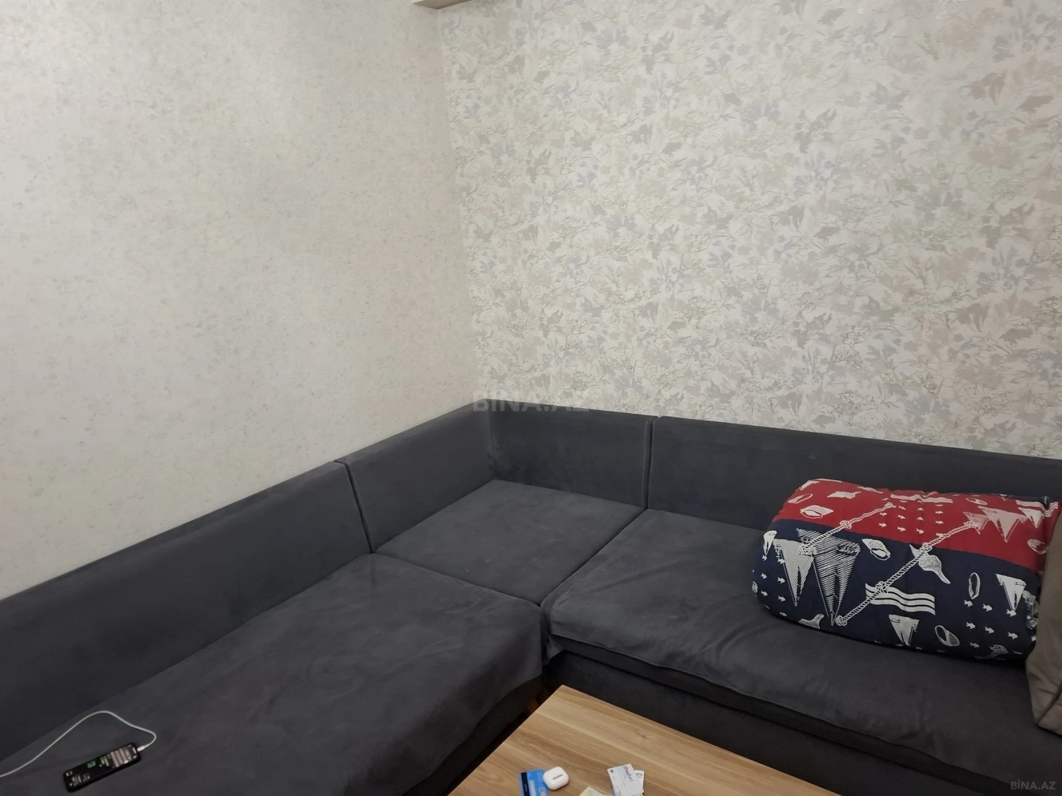 Kirayə verilir 3 otaqlı mənzil 120 m²