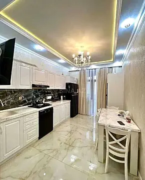 Satılır 2 otaqlı mənzil 91 m²