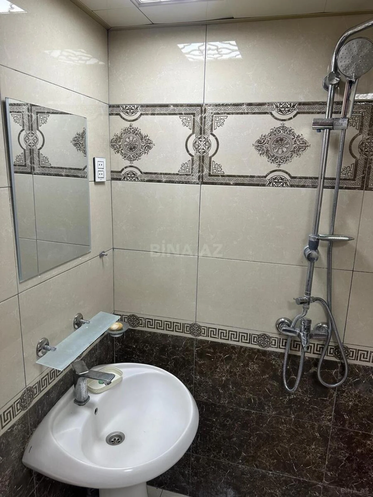 Kirayə verilir 2 otaqlı mənzil 45 m²
