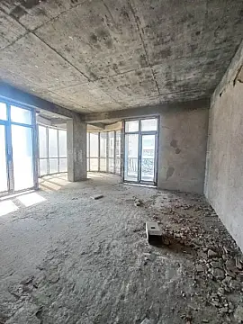 Satılır 3 otaqlı mənzil 159 m²