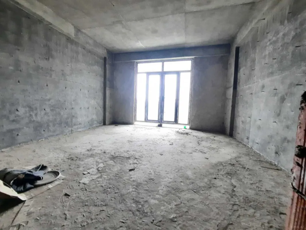 Satılır 3 otaqlı mənzil 120 m²
