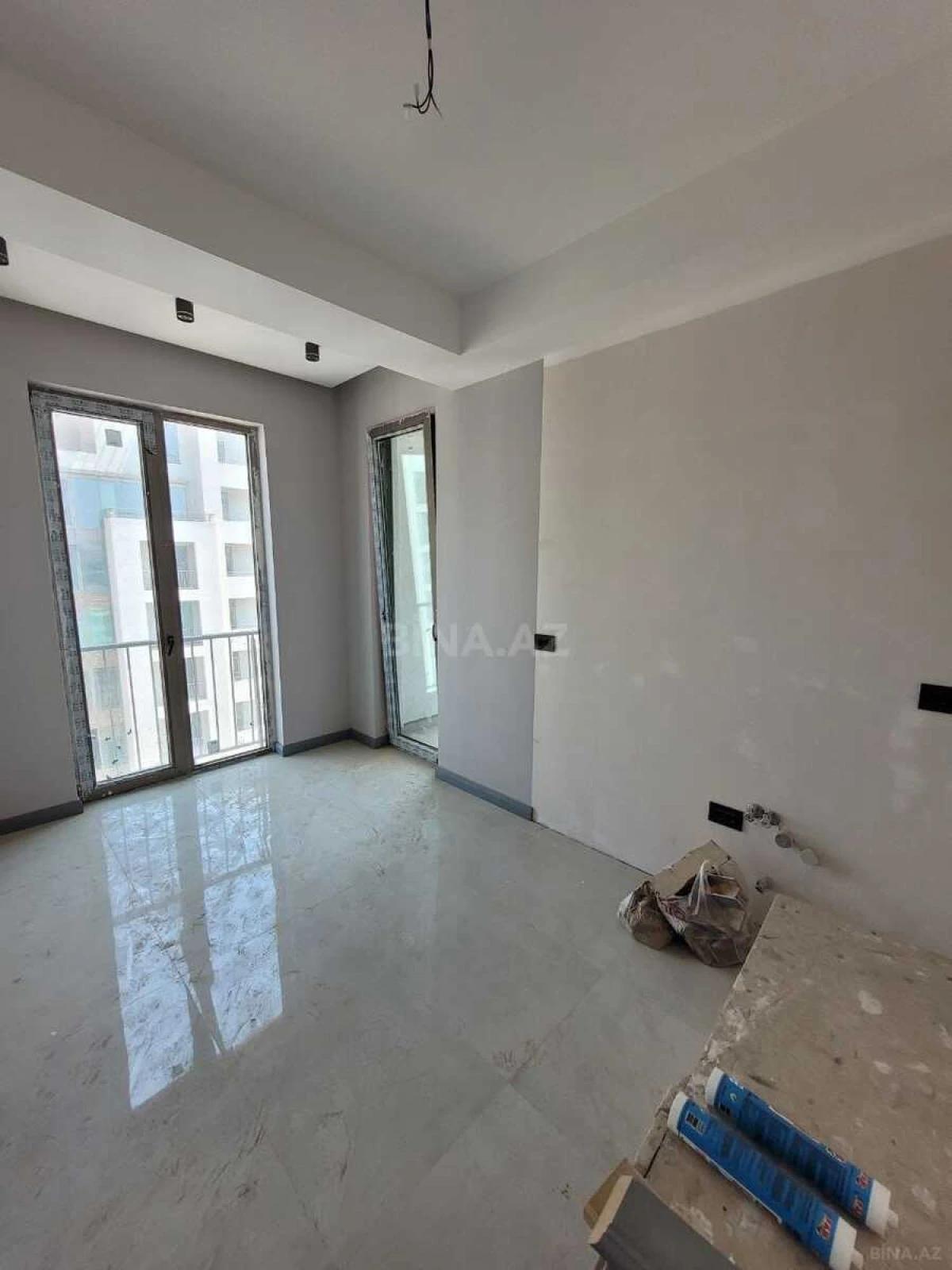 Satılır 3 otaqlı mənzil 100 m²