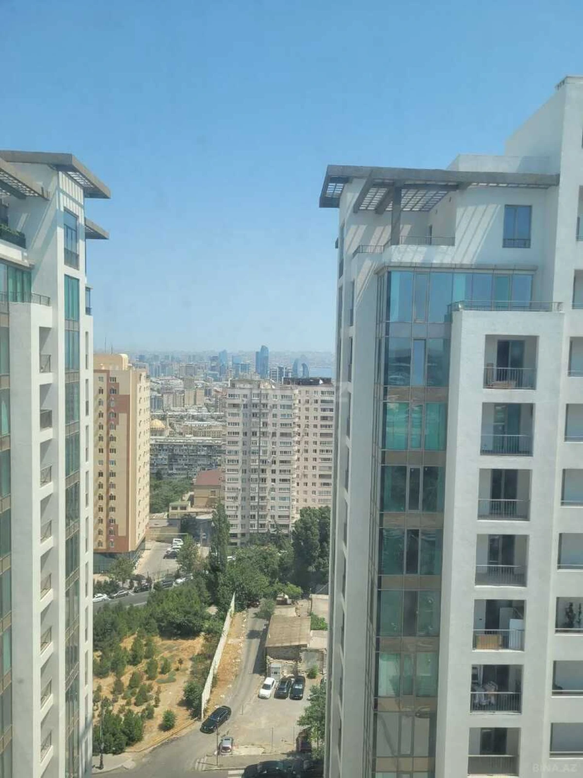 Satılır 3 otaqlı mənzil 100 m²
