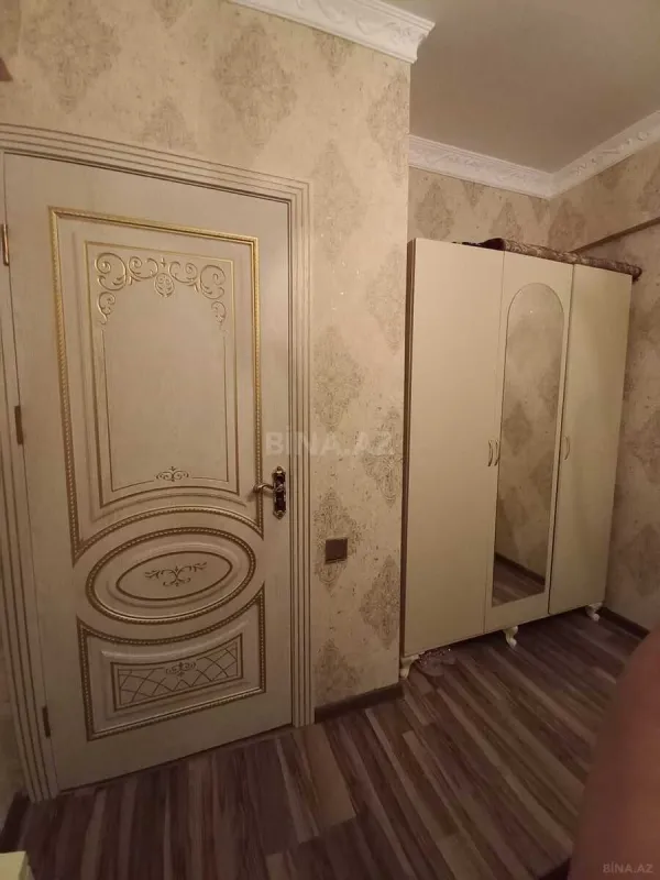 Satılır 3 otaqlı mənzil 110 m²