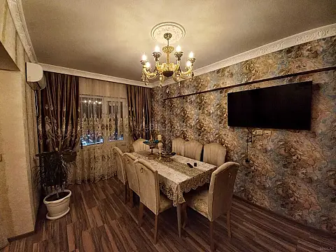 Satılır 3 otaqlı mənzil 110 m²
