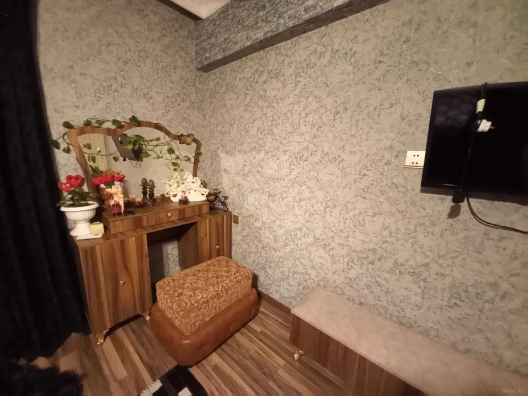 Satılır 3 otaqlı mənzil 110 m²