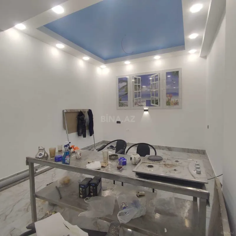 Kirayə verilir obyekt 256 m²