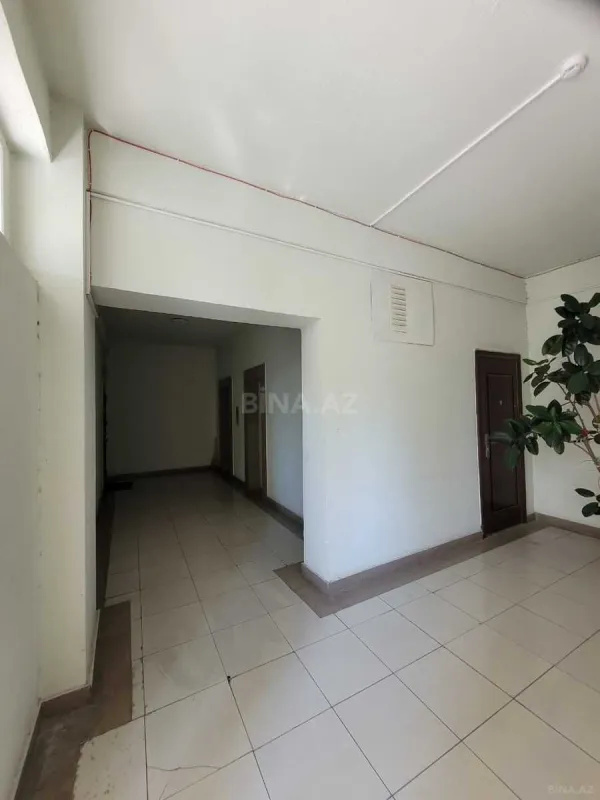 Satılır 4 otaqlı mənzil 170 m²