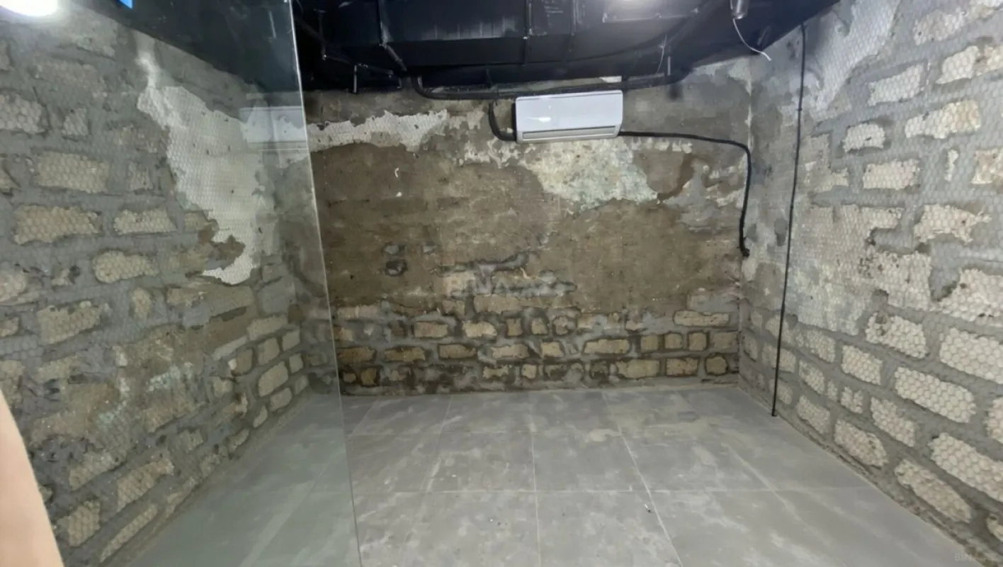 Kirayə verilir obyekt 412 m²