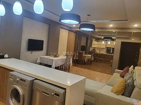 Satılır 2 otaqlı mənzil 62 m² — Bakı, İnşaatçılar 2 otaq 62.00 m²